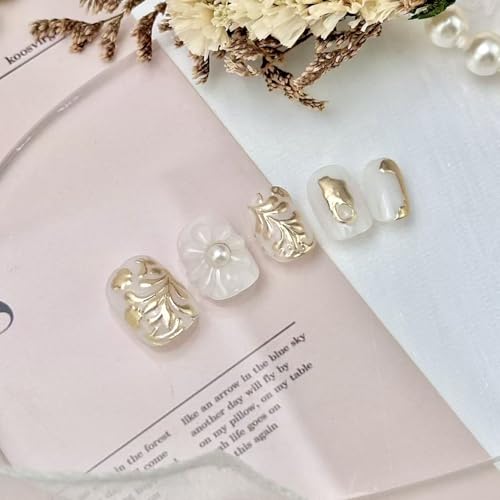 KEHKFSEF 30pcs Flower Press On Nails Short Square White Glossy with 3D Floral Glitter Leaves for Women - Variation 03