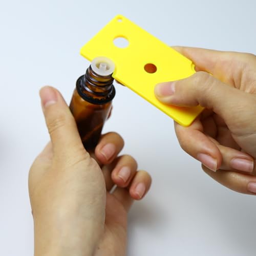 ZORETCO Essential Oil Carrying Case - Hard Shell Organizer for 30 Bottles
