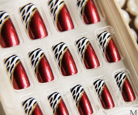 YUNAI 24-Piece Medium Length False Nails Set – Red Wine French Ellipse Leopard