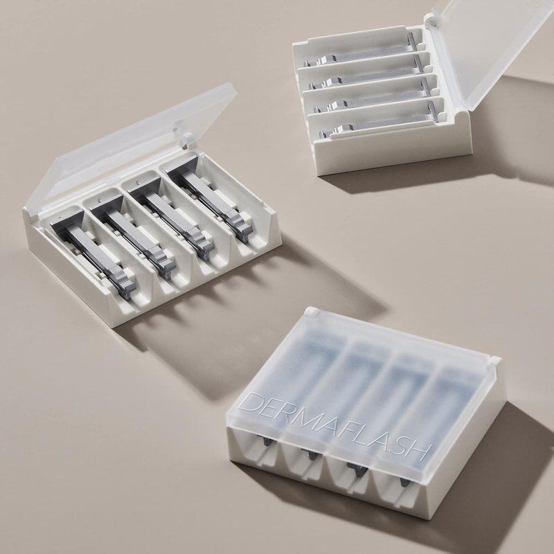 DERMAFLASH Dermaplaning Replenishment Kit for Women - Compatible with LUXE+ Tool