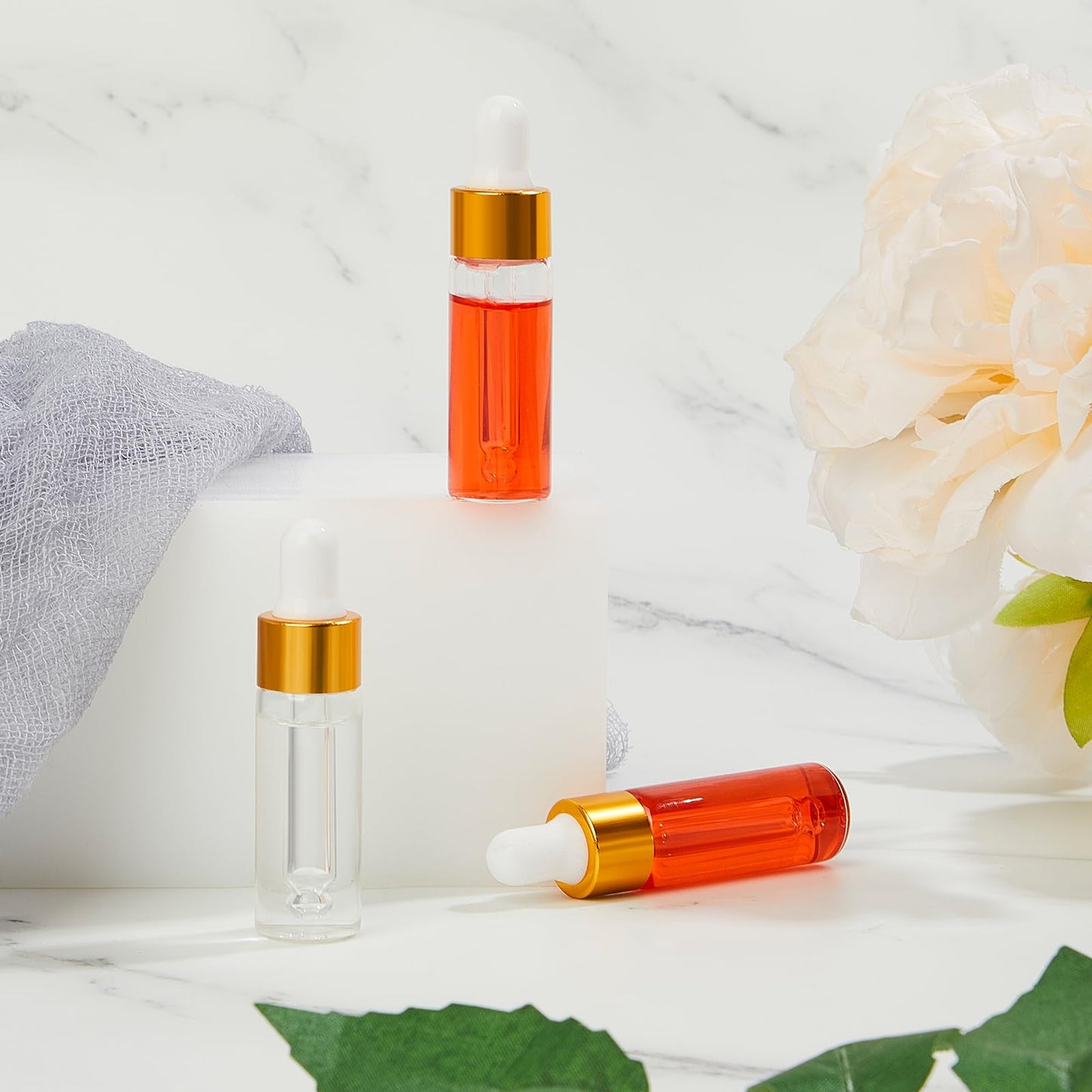 Didaey 12 Pcs 5 ml Mini Glass Oil Dropper Bottle Bulk, Clear Essential Small Empty Bottles Sample Containers Perfume Liquid Vials with Cap for Traveling (Champagne Gold)