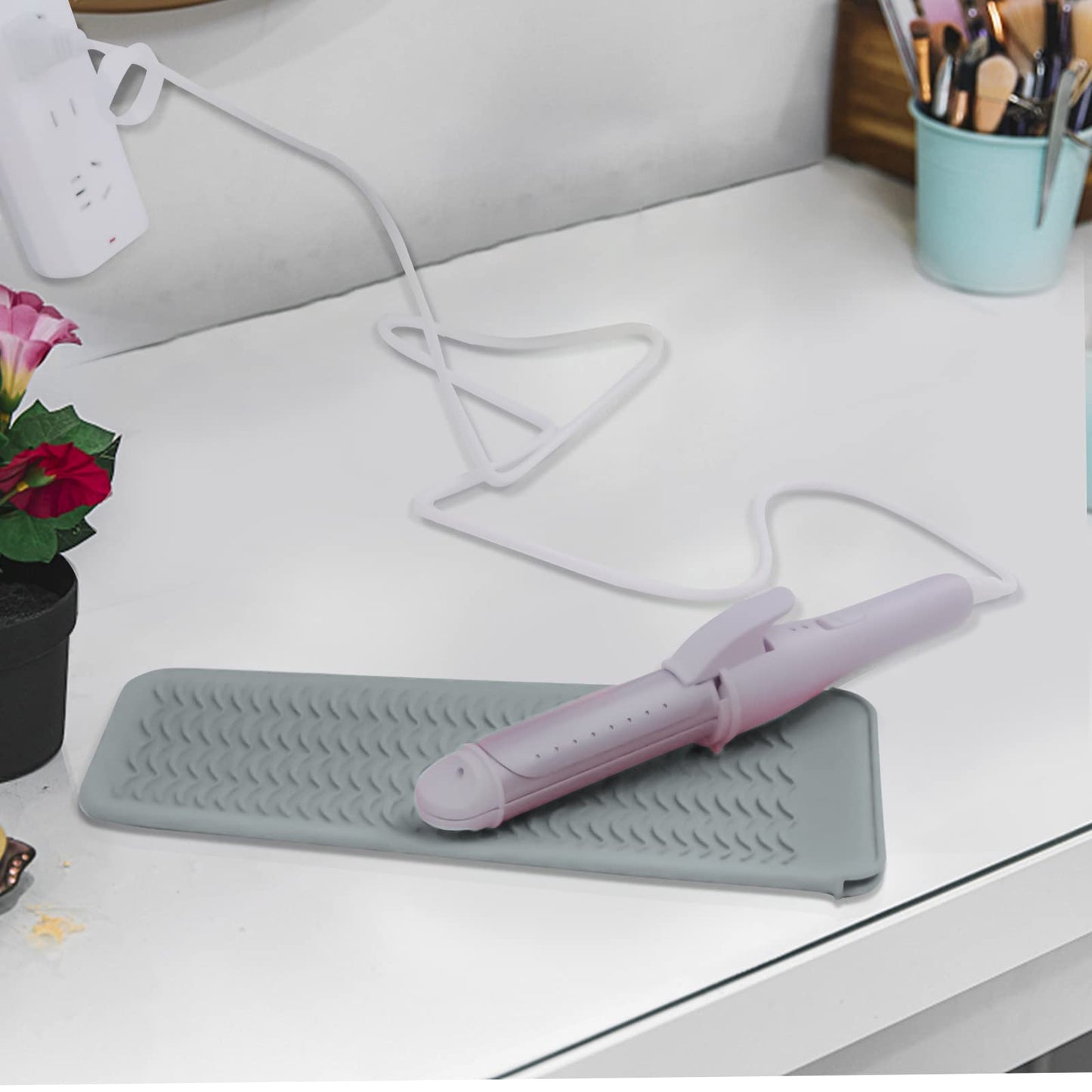 2PCS Silicone Heat Resistant Mat Pouch for Hair Straightener, Curling Iron, Flat Iron and Hot Hair Tools Grey 2 Pack