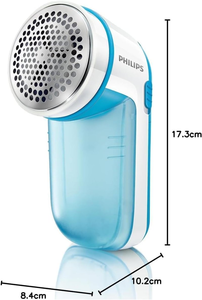 Philips Fabric Shaver, Removes Fabric Pills, Suitable for All Garments, Large Blade Surface, Cleaning Brush, Includes Batteries, Blue (GC026/00)