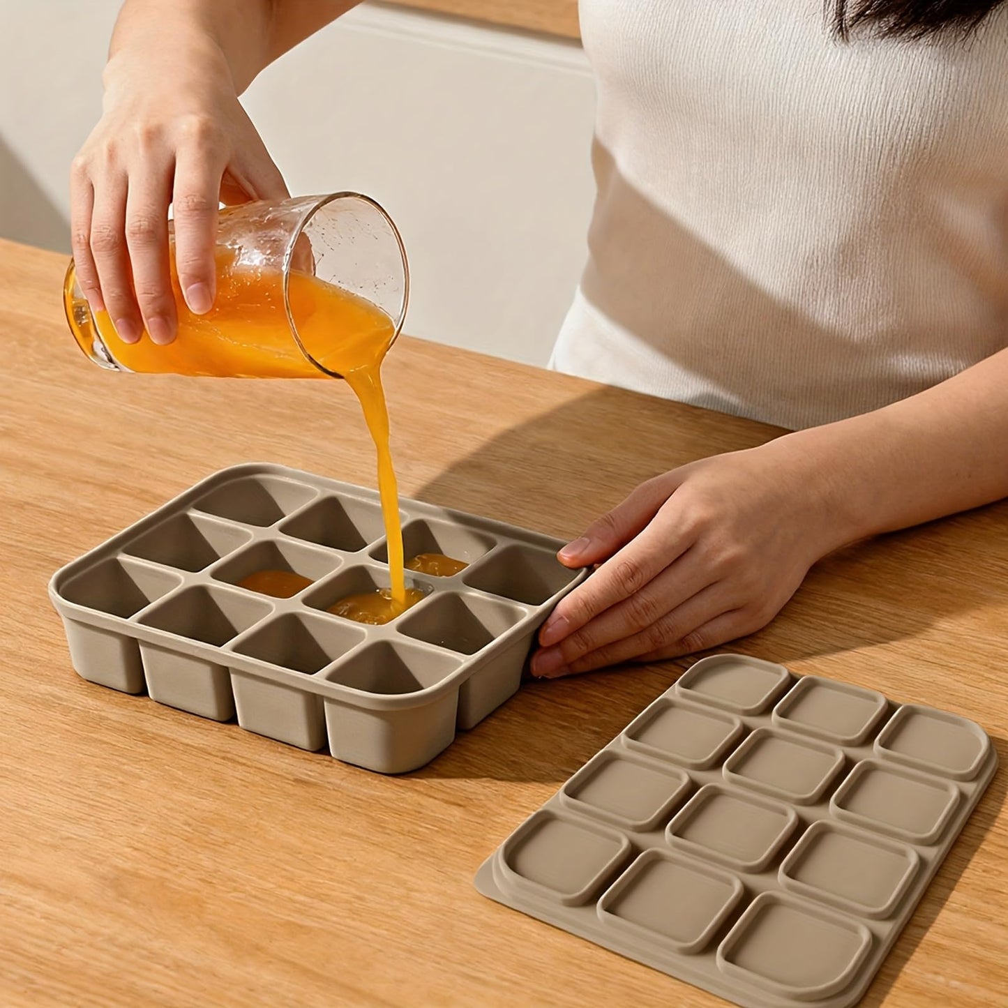 Flexible 12-Cube Silicone Ice Tray, Easy Release, Dishwasher And Oven Safe, Reusable With Lid For Whiskey, Broth & Meal Prep(Blue)