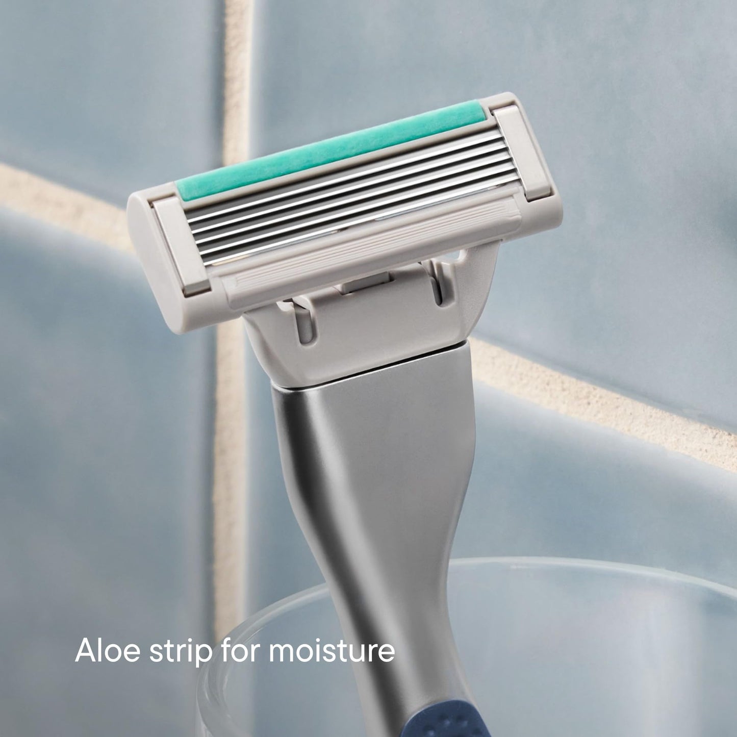 Harry's Plus Razor Refills - 4 Cartridges with Travel Blade Cover - Compact Cartridge Design for Precise Control - Shaving Kit for Men - Only Compatible with Harry's Plus Handles