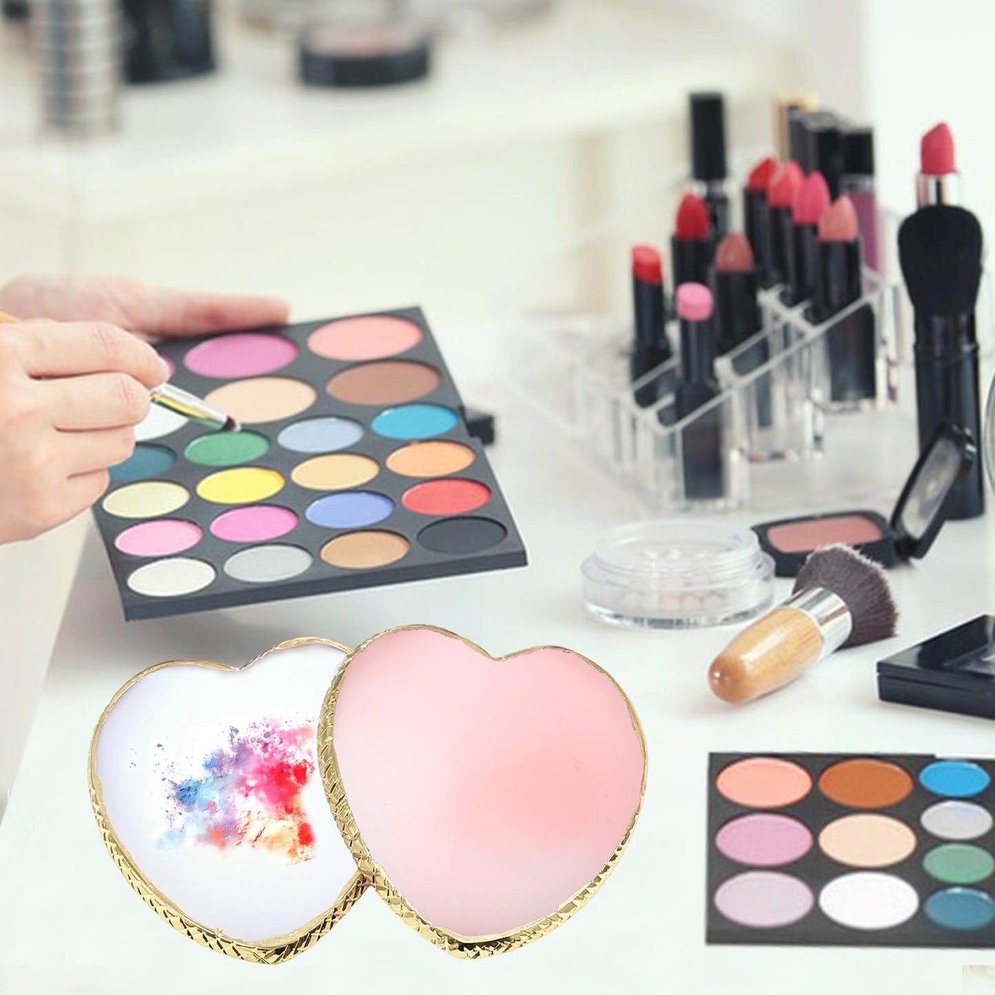 2Pcs Resin Nail Art Palette, Nail Polish Palette, Gold Edge Nails Holder Display Board, Cosmetic Mixing Tools for Nails Art(Heart Shaped White,Pink)