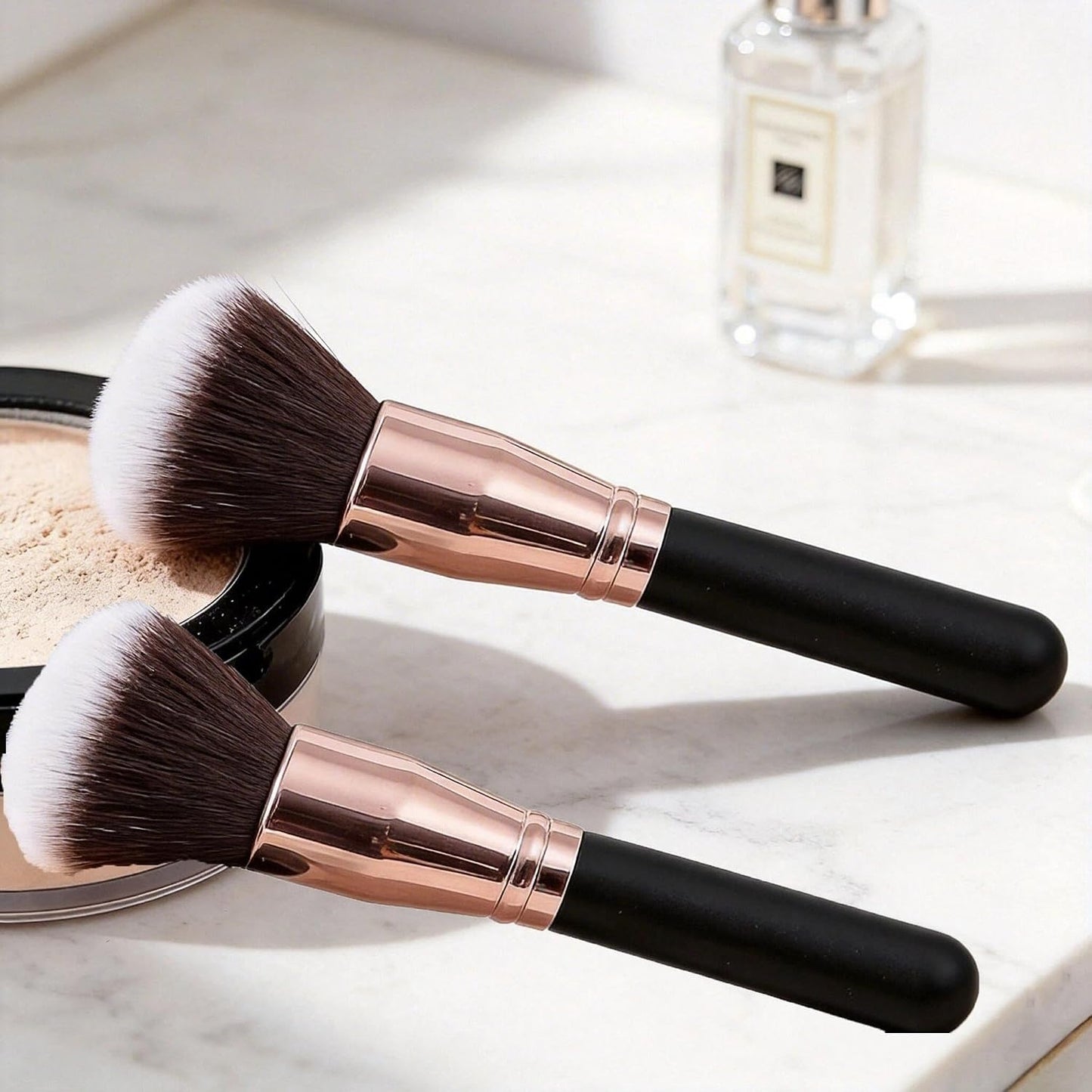 Pointed Powder Foundation Fan Brush - Ultra-Soft Bristles for Liquid Foundation, Blush & Highlighter | Professional Makeup Tool