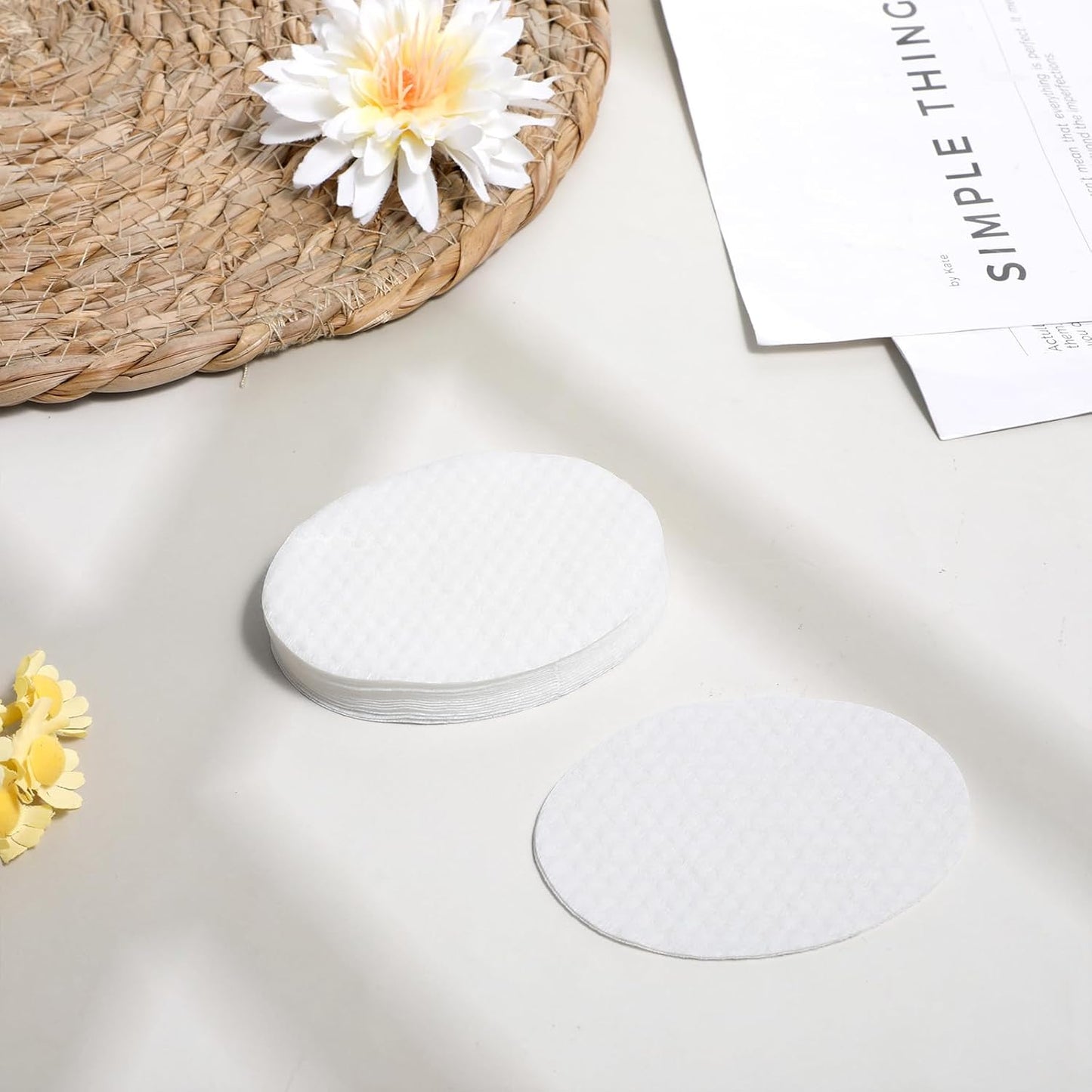 Large Oval Cotton Pads - 150 Pcs Lint-Free Dual-Sided Facial Pads for Makeup Removal | Soft Cleansing & Skincare Use