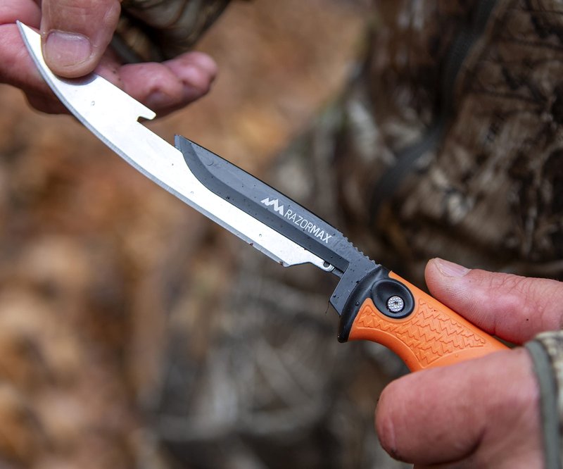 OUTDOOR EDGE RazorMax - Replaceable Fixed Blade Hunting Knife with 3.5" Drop-Point, 5" Boning/Fillet Blades, Belt Sheath and Detachable Blade Carrier (Orange, 6 Blades)