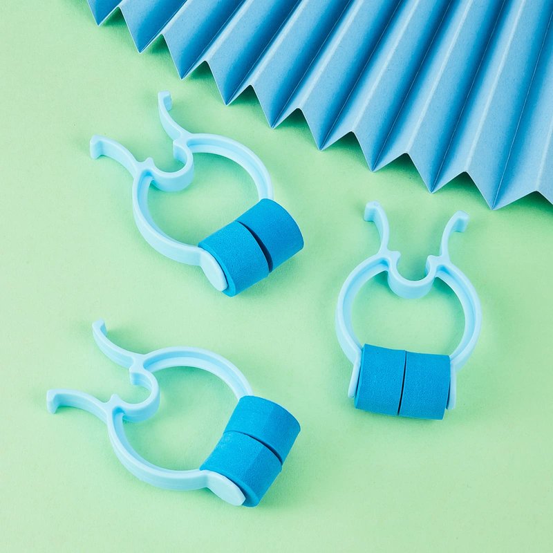 Frienda Professional Nose Stop Clips Plastic Foam Nosebleed Stopper Clips for Adults Accidental Emergency Condition Swimming(60 Pcs,Blue,Standard Size)