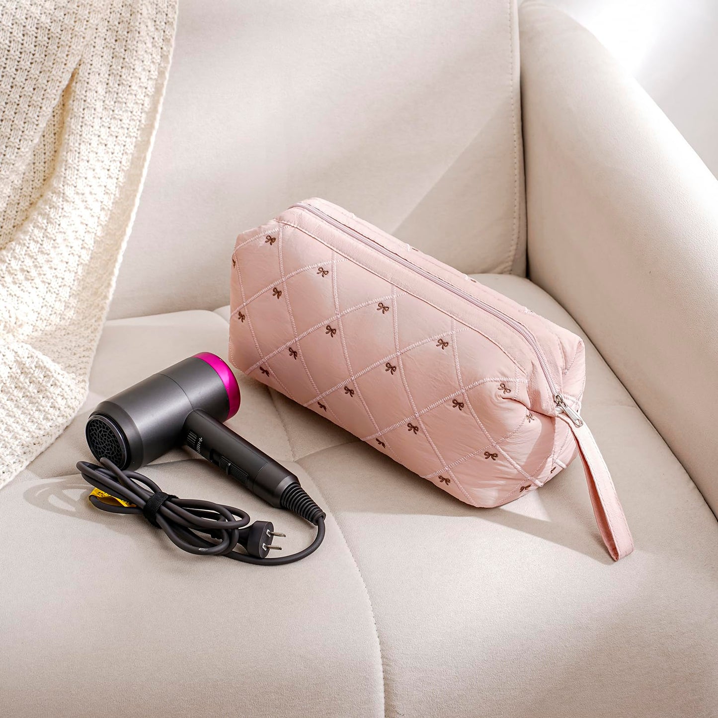 RSRSLEII Large Quilted Hair Tools Travel Bag with Bow Pattern,Waterproof Hair Styling Accessories Storage Case for Shark FlexStyle, Dyson Airwrap Hair Dryer, Curling Iron, Revlon Hair Tools(Beige)