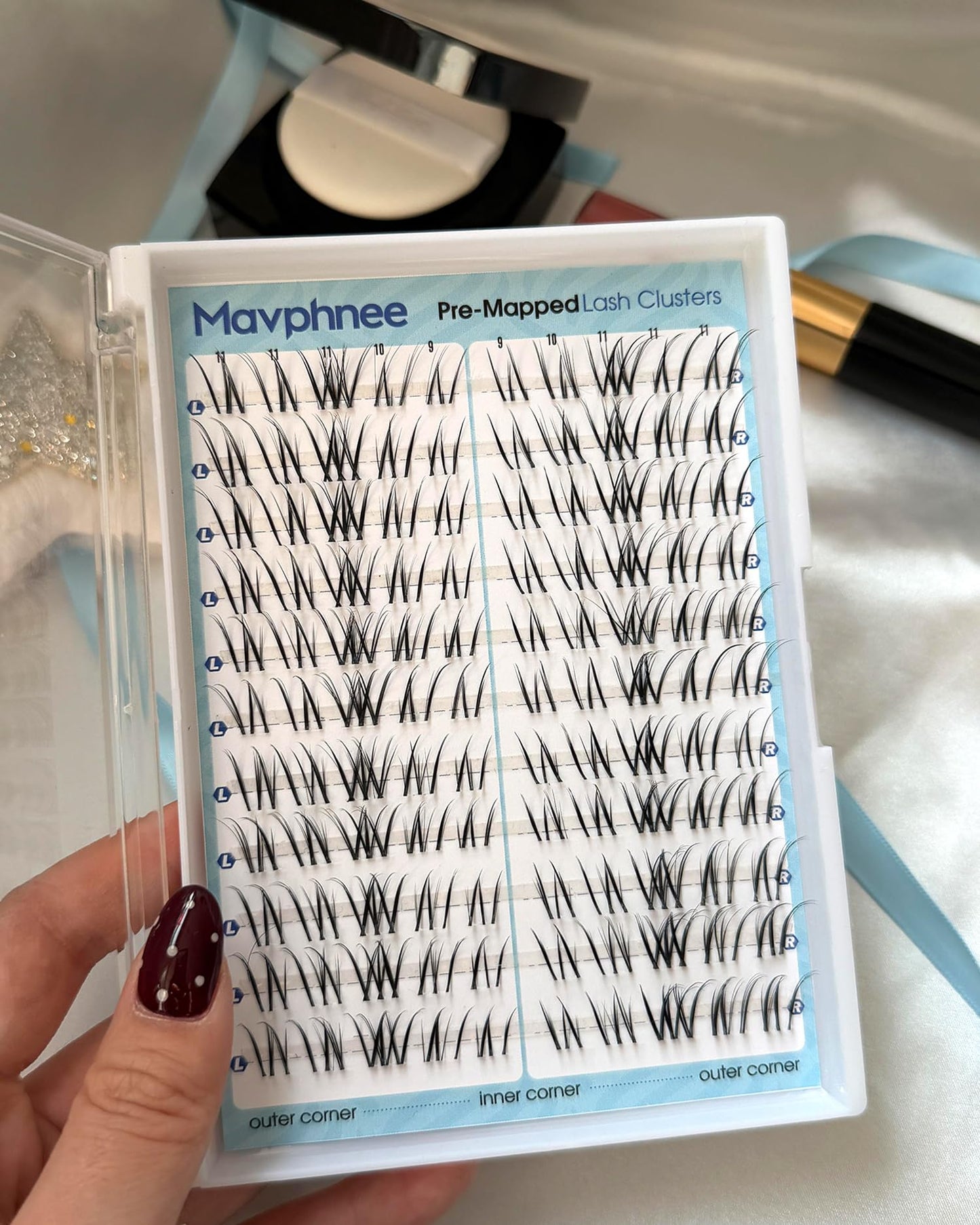 Wet Lash Clusters 9-10-11MM Wispy Cluster Eyelash Extensions Realistic Look Cluster Lashes with CC Curl & Clear Band & Spikes Effect, for Sleek, Glossy and Mascara-Like Finish