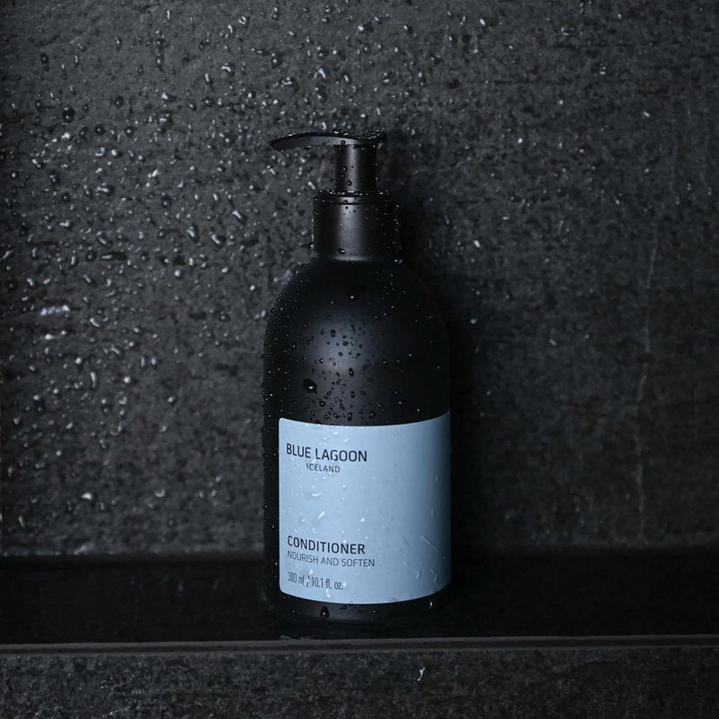 Blue Lagoon Skin Science Conditioner - Nourishing Seawater Formula for Hydrated, Soft Hair - 300ML