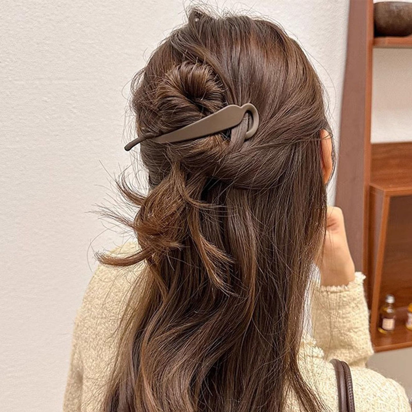 12 Pcs Banana Hair Clips for Women, French Twist Hair Barrettes, Flat Hair Claws, Minimalist Ponytail Holders, Strong Hold Hair Pins Fashion Hair Accessories for Girls Daily Wear