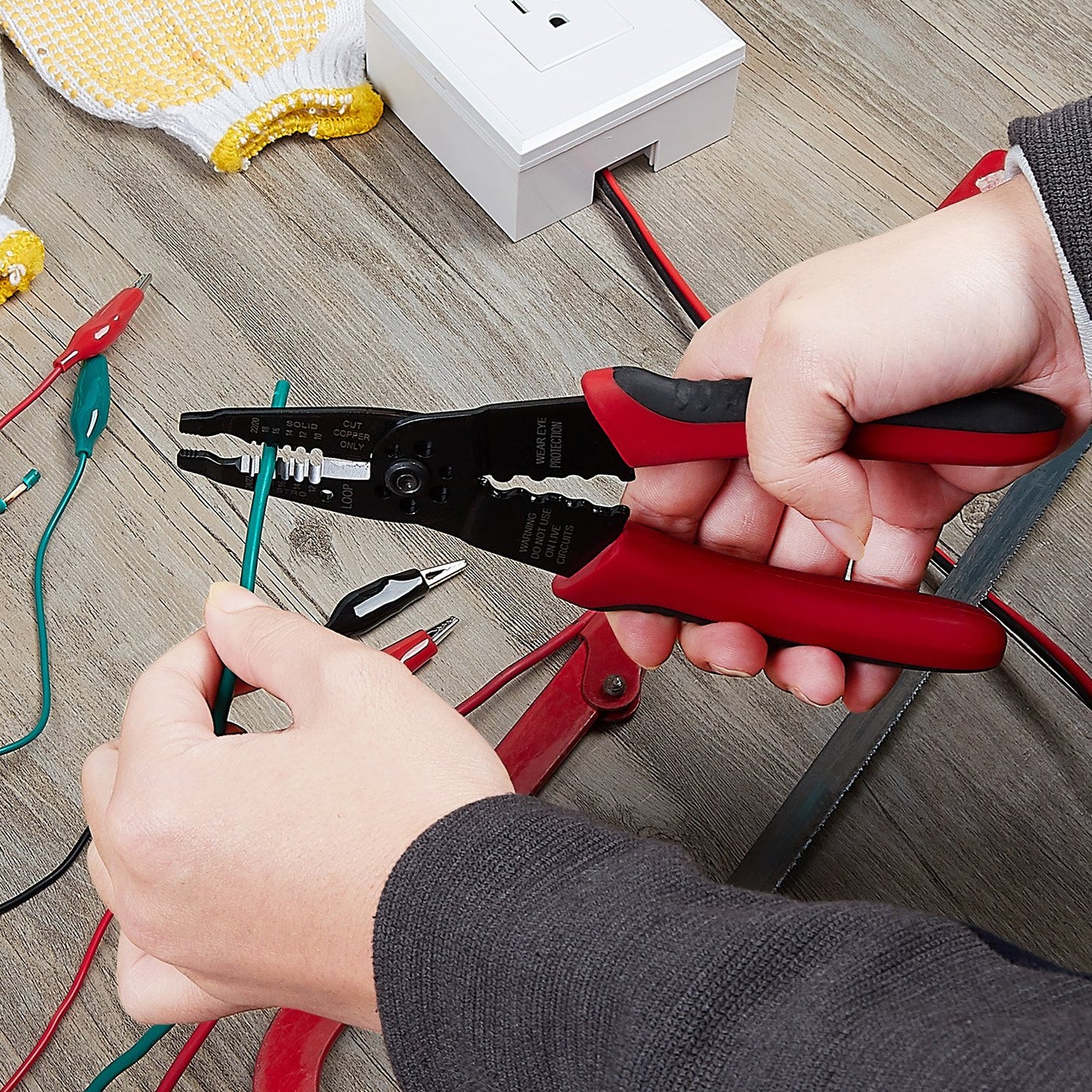 WGGE WG-015 Professional 8-inch Wire Stripper/Crimping Tool, Cable Cutter/Crimper, Wiring and Multi-Function Hand Tool, Red With Black