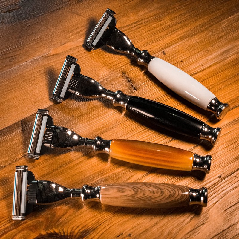 Union Razors SS3RZ Razor with Black Wood Handle