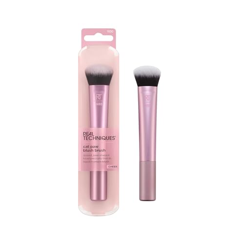 Real Techniques Cat Paw Blush Brush for Liquid & Cream Blush
