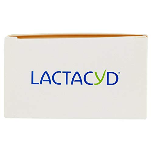Lactacyd Fresh Intimate Cleaner 300ml - Triple Action Formula