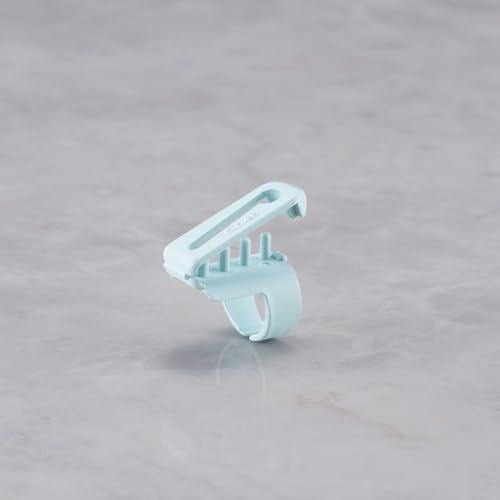 Clover 348 Yarn Guide - Finger Ring for Easy Color Separation