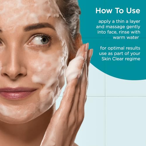 Dr. Organic SkinClear Deep Pore Cleansing Face Wash with Tea Tree, 125ml