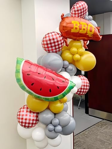 6 Red and White Checkered Balloons for Picnic & Party Decorations