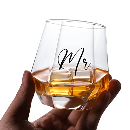 Mr & Mrs Wine Glass Set - Perfect Wedding Gift for Couples