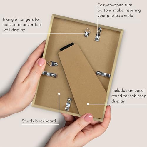 Americanflat 6x8 Gold Picture Frame with Mat for 4x6 Photos