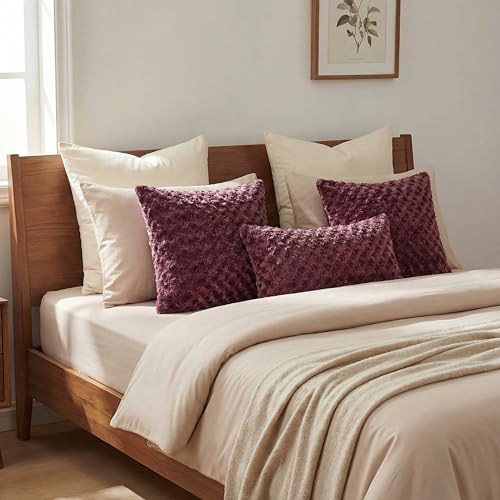 FUTEI Pack of 2 Burgundy Rose Textured Throw Pillow Covers 18x18