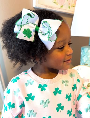 Wee Ones Girls' Shamrock Hair Bow with Moonstitch Edge - Medium