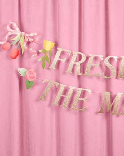 Fresh Off The Market Banner | Gold Glitter Bridal Shower Decor