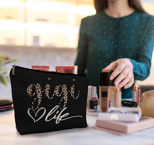 Gigi Makeup Bag - Durable Cosmetic Bag for Grandma - Grandma-makeup bag-02
