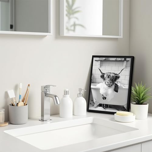 Funny Highland Cow Bathroom Wall Art - Black & White Canvas Print 10x8