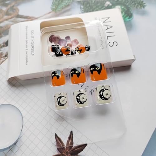 QUNQINLI Halloween Press On Toenails T10 Short Square Black White with Star Moon Cat Pumpkin Design, 24 Pcs