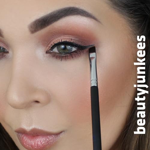 Beauty Junkees Ultra Thin Eyeliner Brush for Precise Eye Definition