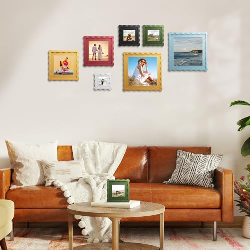 4x4 Wavy Edge Wooden Picture Frame with Mat for 3x3 Photos