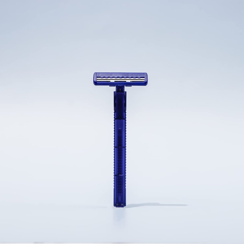 Dorco Fresh Twin Blade Disposable Razors for Men (60 Counts), Smooth & Comfortable Shave, Shaving Razors for Men, Non-Slip Handle, Ideal for Sensitive Skin & Travel