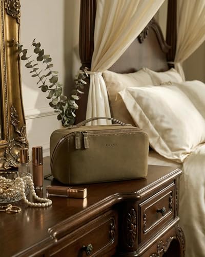 EACHY Travel Makeup Bag, Flat-Open Faux Suede Toiletry Organizer