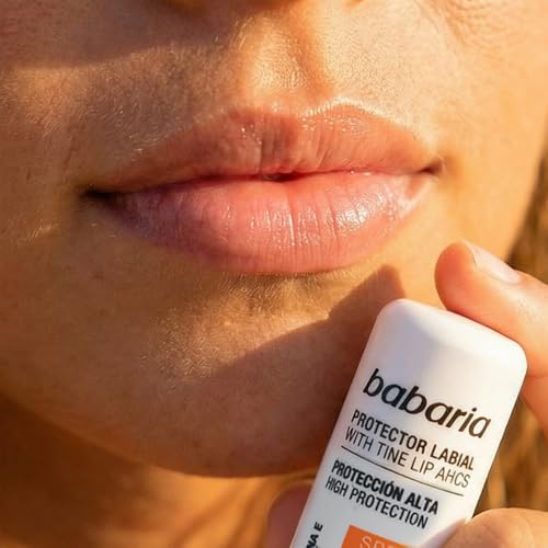 Babaria Aloe Vera Lip Balm SPF 30 - UVA/UVB Protection, 5.7ml