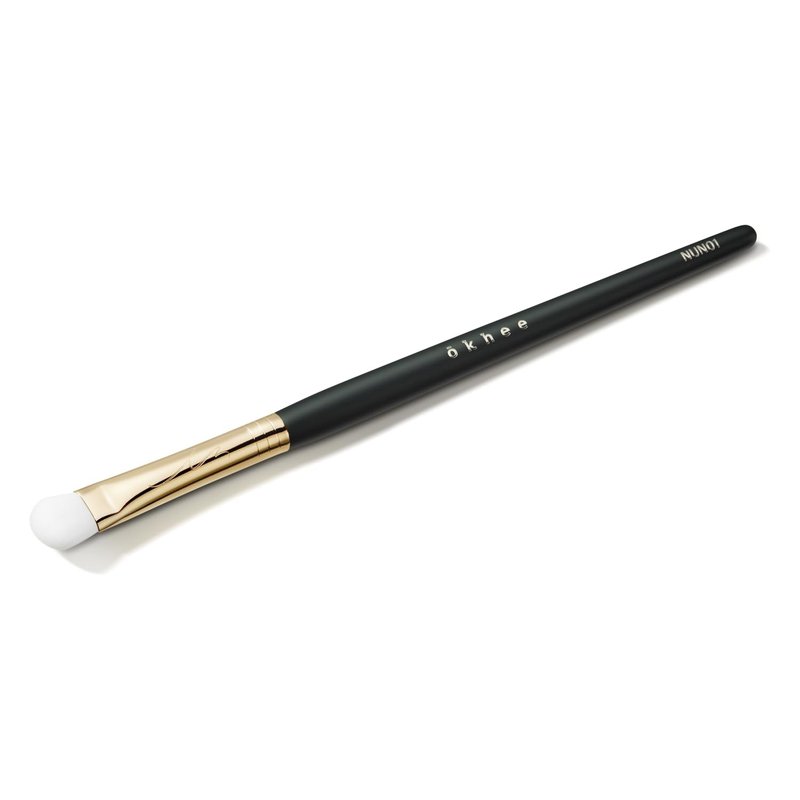 Professional Korean Eyeshadow Brush - SOO ADOR Okhee Large Blending Brush for Flawless Base Application | Minimal Fallout