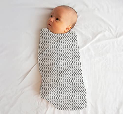 Muslin Swaddle Blankets - Pack of 4, 47x47 Inches for Newborns