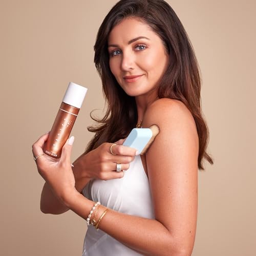 Basics by B Body Glow Brush for Streak-Free Application