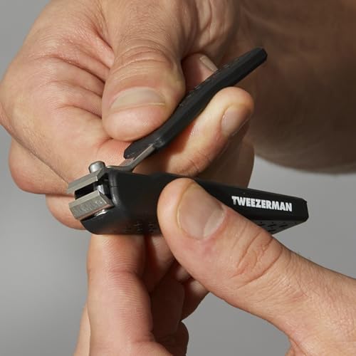 Tweezerman Precision Grip Toenail Clipper - 1 Count, Black