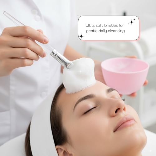 Natural Fluffy White Goat Hair Soft Fan Brush for Skincare & Esthetician — Large