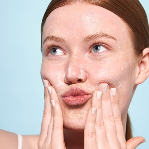 Indie Lee Brightening Facial Gel Cleanser - Vegan Hydrating Face Wash (30ml)