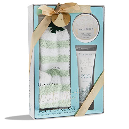 Live Green Winter Mint Foot Spa Gift Set with Lotion, Scrub, and Fuzzy Socks