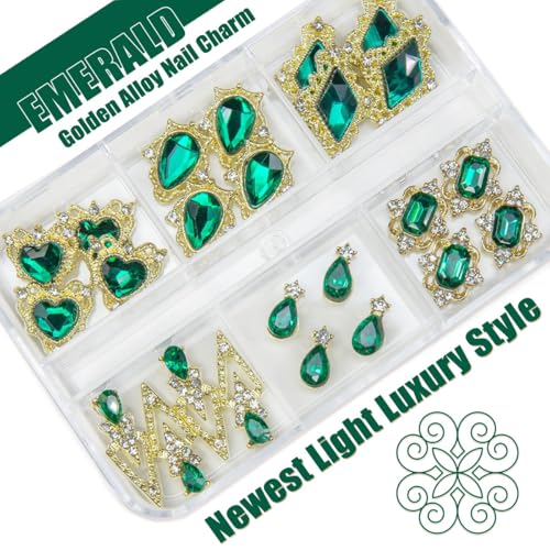 qiipii Luxury Emerald Green Nail Charms - 24pcs Heart & Rhinestone Gems Box