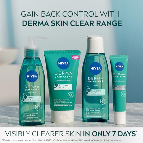 NIVEA Derma Skin Clear Night Exfoliator with Glycolic & Salicylic Acid, 40ml