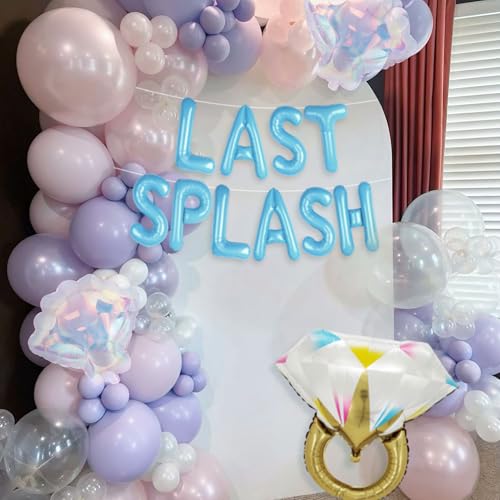 Last Splash Balloons Set for Coastal Bachelorette Party | JeVenis