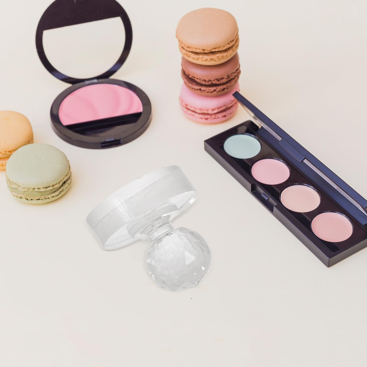 Ipetboom Makeup Pressing Tool 3-Pack Compact Powder Eyeshadow Blusher Highlighter Repair Stamp Mold 1.18 Inch Versatile Cosmetic Press Tool for Powdered Makeup
