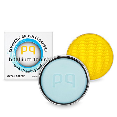 Bdellium Tools Solid Cosmetic Brush Cleanser with Silicone Cleaning Pad